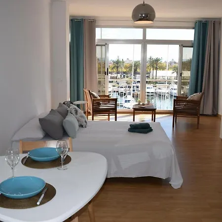 Appartamento Amplio Estudio Con Vistas A La Marina Y Al Mar Ref 358 Empuriabrava