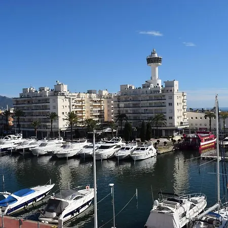 Amplio Estudio Con Vistas A La Marina Y Al Mar Ref 358 Appartamento *